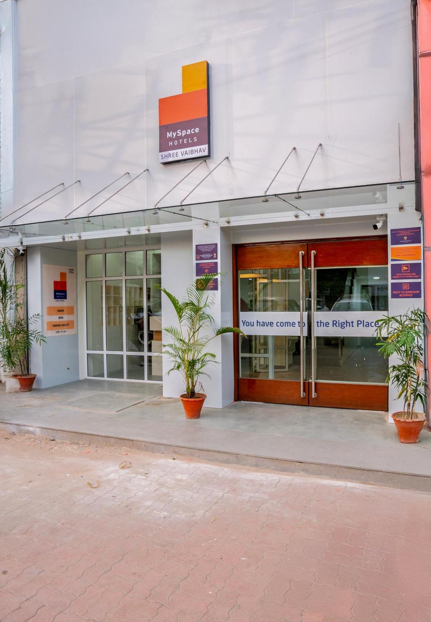 Myspace Hotel Shree Vaibhav Nagpur Zewnętrze zdjęcie