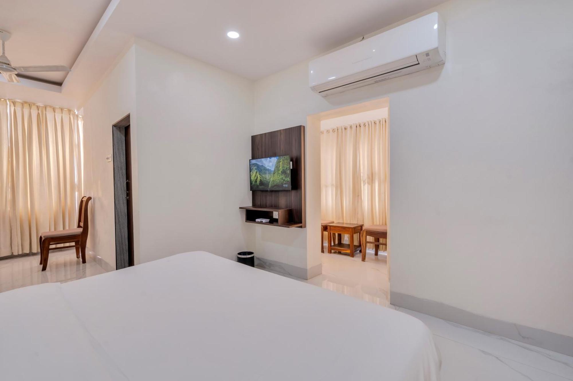 Myspace Hotel Shree Vaibhav Nagpur Zewnętrze zdjęcie