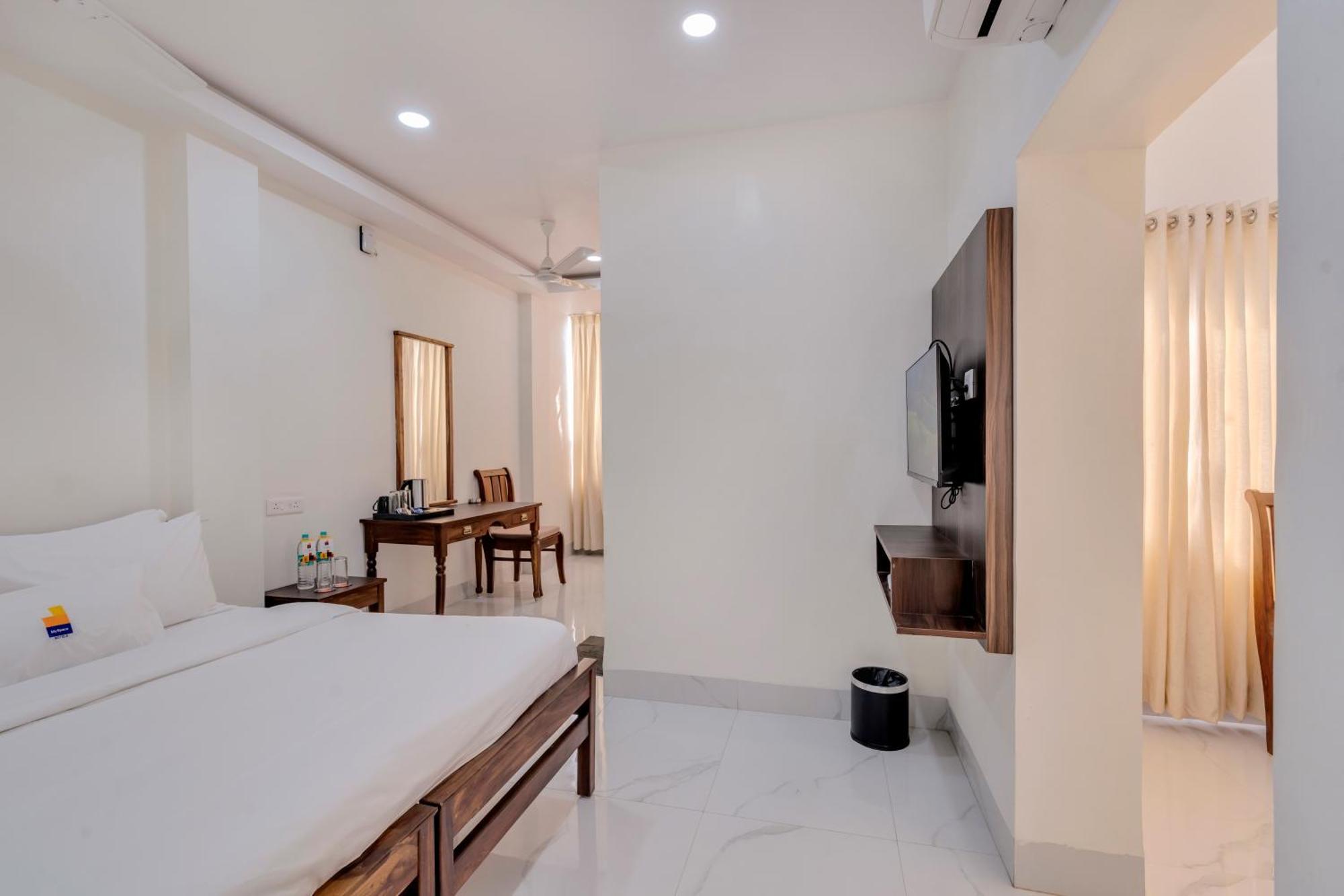 Myspace Hotel Shree Vaibhav Nagpur Zewnętrze zdjęcie